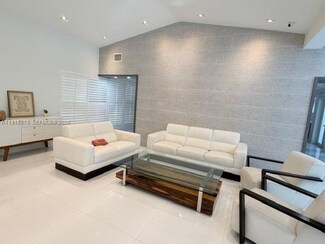 1021 Matanzas Ave, Miami, FL 33146