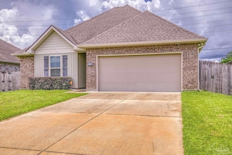 9528 Crimson Pointe Cir, Pensacola, FL 32526