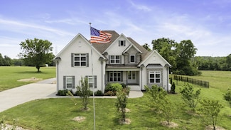 290 Academy Rd, Lebanon, TN 37087