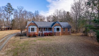 1140 E Harden St, Graham, NC 27253