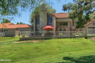 4020 E Laurel Ln, Phoenix, AZ 85028