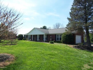 319 Manton Rd, Bardstown, KY 40004