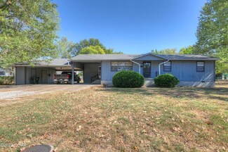 2111 Galena Ave, Galena, KS 66739