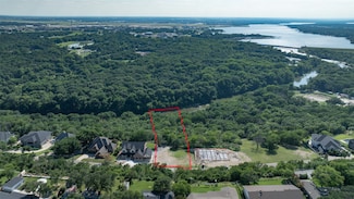 1808 Inspiration Ln, River Oaks, TX 76114