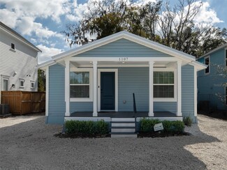 1107 NW 6th Place, Gainesville, FL 32601
