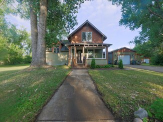 315 1st St NW, Glenwood, MN 56334