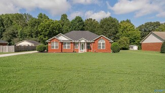 106 Duck Spring Rd, Toney, AL 35773