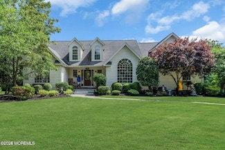 27 Shrewsbury Ave, Oceanport, NJ 07757