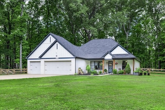 12210 Fox Lair Dr, Collierville, TN 38017
