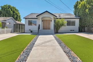 5434 Sylvia Ave, Tarzana, CA 91356