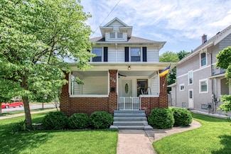 126 Carlton Ave SE, Grand Rapids, MI 49506