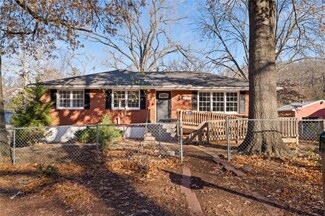 11304 E Smart Ave, Sugar Creek, MO 64054