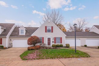621 Windsor Ln, Northfield, OH 44067
