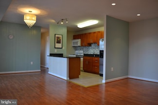 12413 Braxfield Ct, Rockville, MD 20852