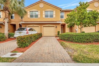 5830 Monterra Club Dr, Lake Worth, FL 33463