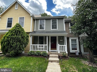 1578 Poplar Grove Dr, Reston, VA 20194