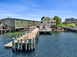 88 Rocky Neck Ave, Gloucester, MA 01930