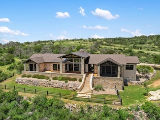 188 Cedar Ridge Trail, Kingsland, TX 78639