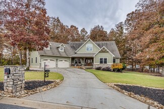 1002 Waterside Dr, Easley, SC 29642