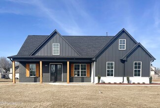 1682 Clair Cir S, Hernando, MS 38632