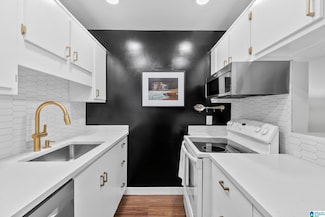 3350 Altamont Rd S Unit E13, Birmingham, AL 35205