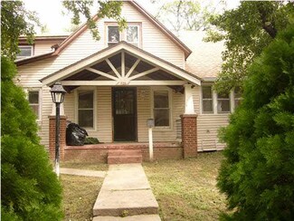 614 N Chautauqua Ave, Wichita, KS 67214