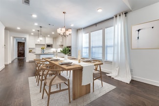 2284 Red Mule Ln, Carrollton, TX 75010