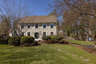 9 Gerrys Ln, Dover, NH 03820