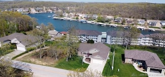 630 Shawnee Four Dr, Sunrise Beach, MO 65079