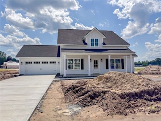 1019 Stone Ct, Midway, GA 31320