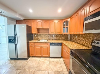 7917 SW 104th St Unit 101F, Miami, FL 33156