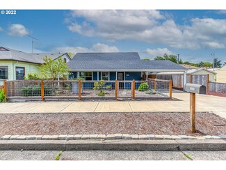 1135 Kalmia St, Junction City, OR 97448