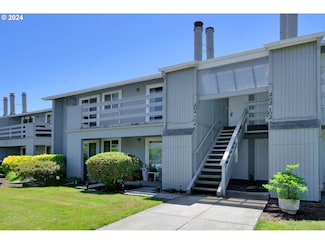 650 Harlow Rd Unit 204, Springfield, OR 97477