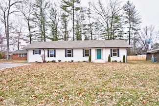 922 Mcarthur St, Manchester, TN 37355