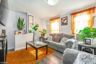 63 Pearl St, Paterson, NJ 07501