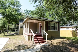 3763 Valley Rd, Jacksonville, FL 32207
