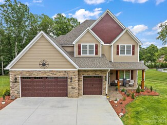 200 Mollholland Blvd, Morganton, NC 28655