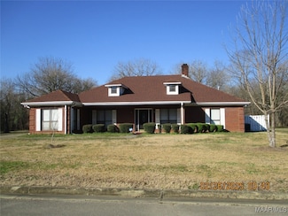 407 York Dr, Selma, AL 36701
