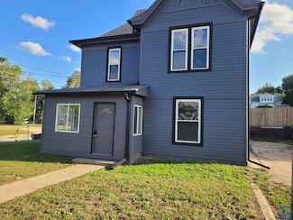 1902 & 1904 W 4th St, Sioux City, IA 51103