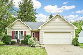 1917 Northgate Cir, Akron, OH 44320