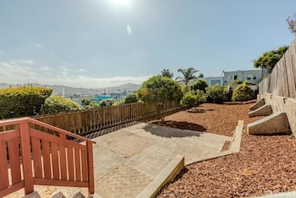 316 Bridgeview Dr, San Francisco, CA 94124
