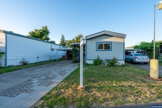 3237 Elm (#21) St Unit 21, Hubbard, OR 97032