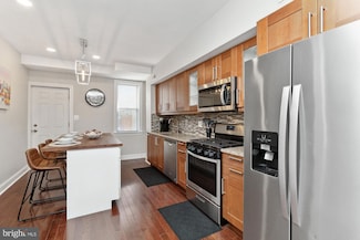 919 N Bradford St, Baltimore, MD 21205