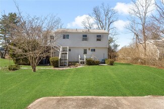 10 Buoy St, Jamestown, RI 02835