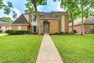 1715 Cobblestone Ct, Richmond, TX 77406