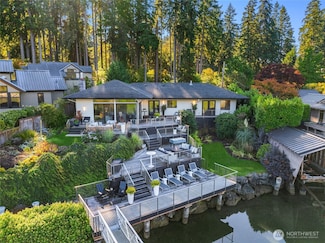 5482 NE Fletcher Landing, Bainbridge Island, WA 98110