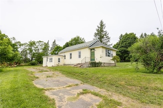 3814 County Road 2, Bloomfield, NY 14469