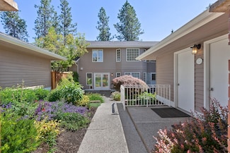 731 E Inverness Ln, Spokane, WA 99223