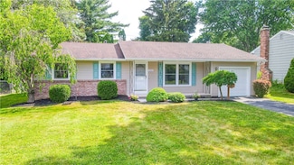 111 Yarkerdale Dr, Rochester, NY 14615