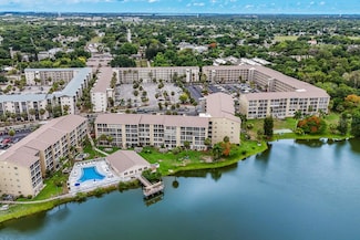 3544 Lake Bayshore Dr Unit 123, Bradenton, FL 34205